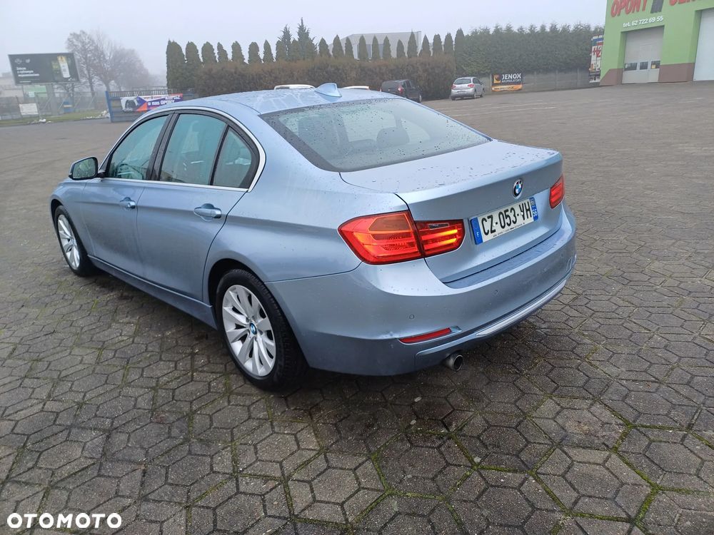 BMW Seria 3 316i Luxury Line - 7