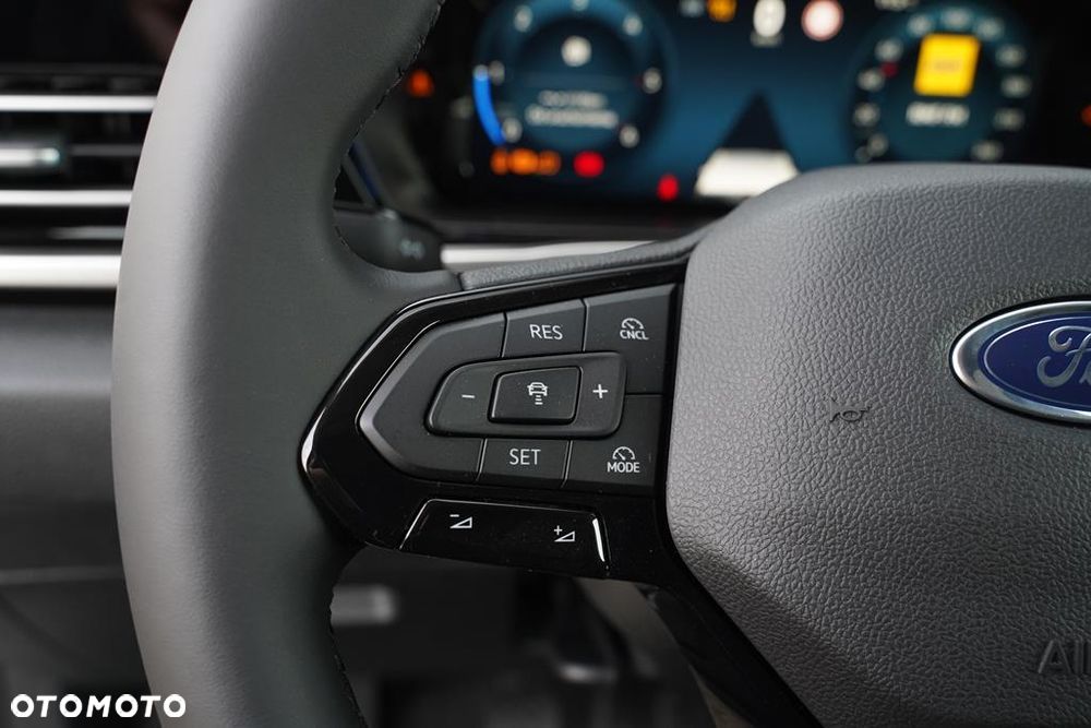 Ford Transit Connect '24 L2 Limited - 12