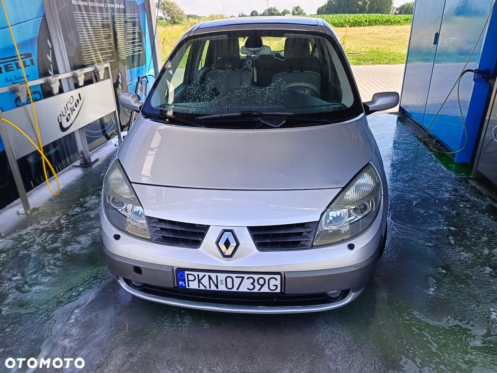 Renault Scenic 2.0 16V Dynamique - 2