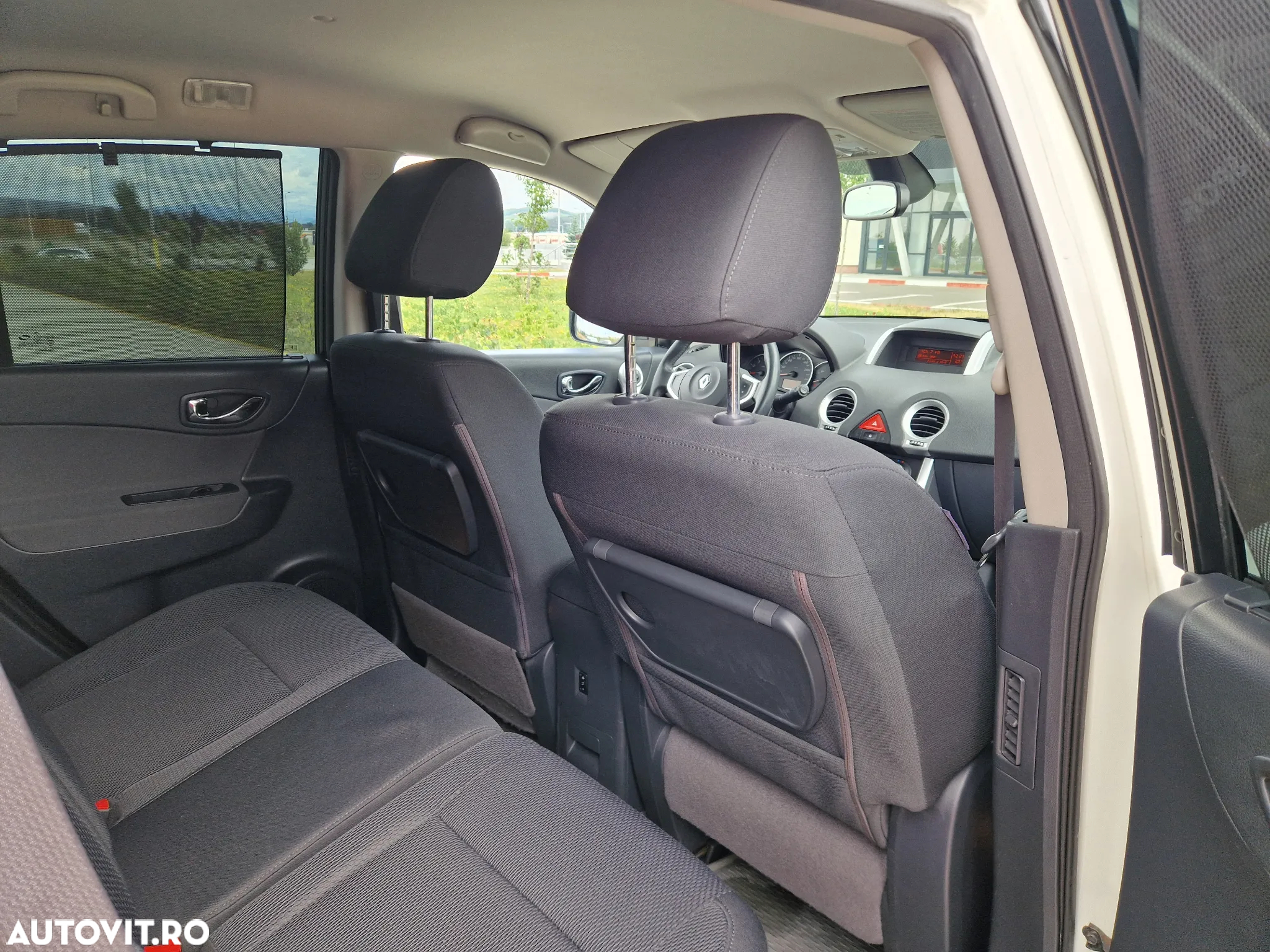 Renault Koleos 2.0 dCI 4X4 Privilege - 12