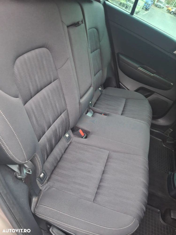 Kia Sportage 1.6 GDI 6MT 4x2 Classic - 11