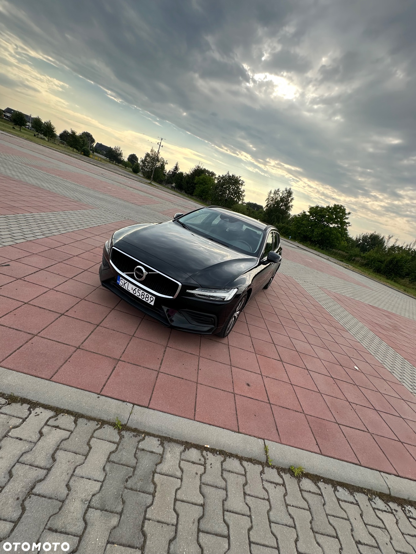 Volvo V60 B3 B DKG Core - 7