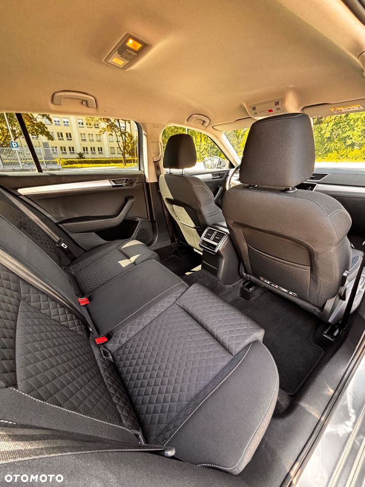 Skoda Superb 1.5 TSI Ambition - 8