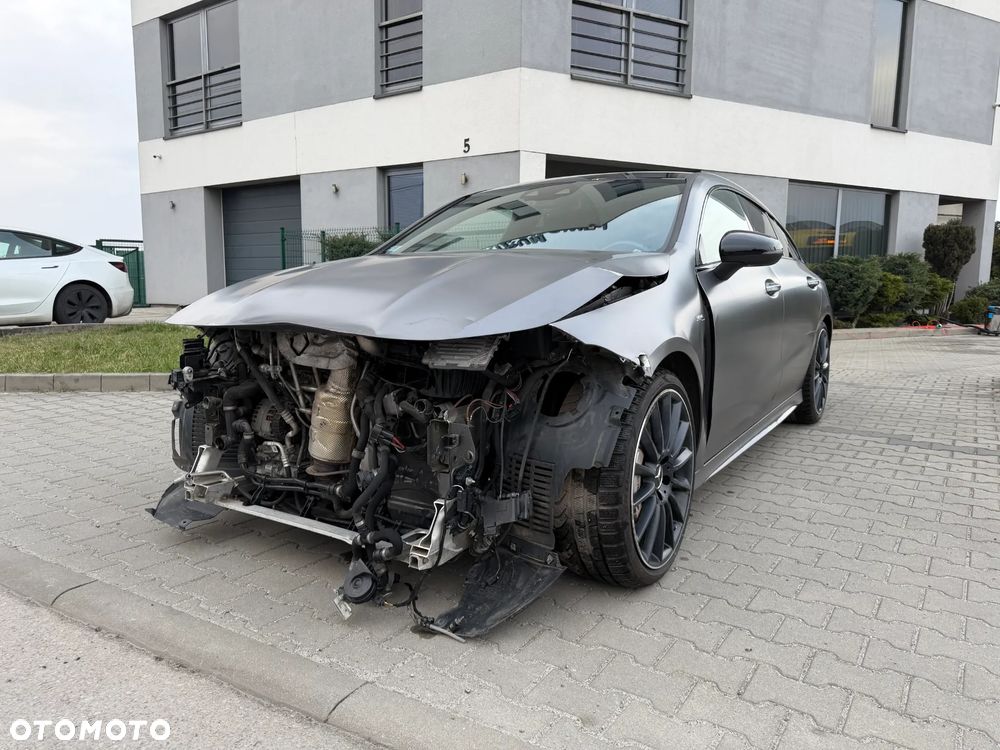 Mercedes-Benz CLA AMG 35 4-Matic 7G-DCT - 3