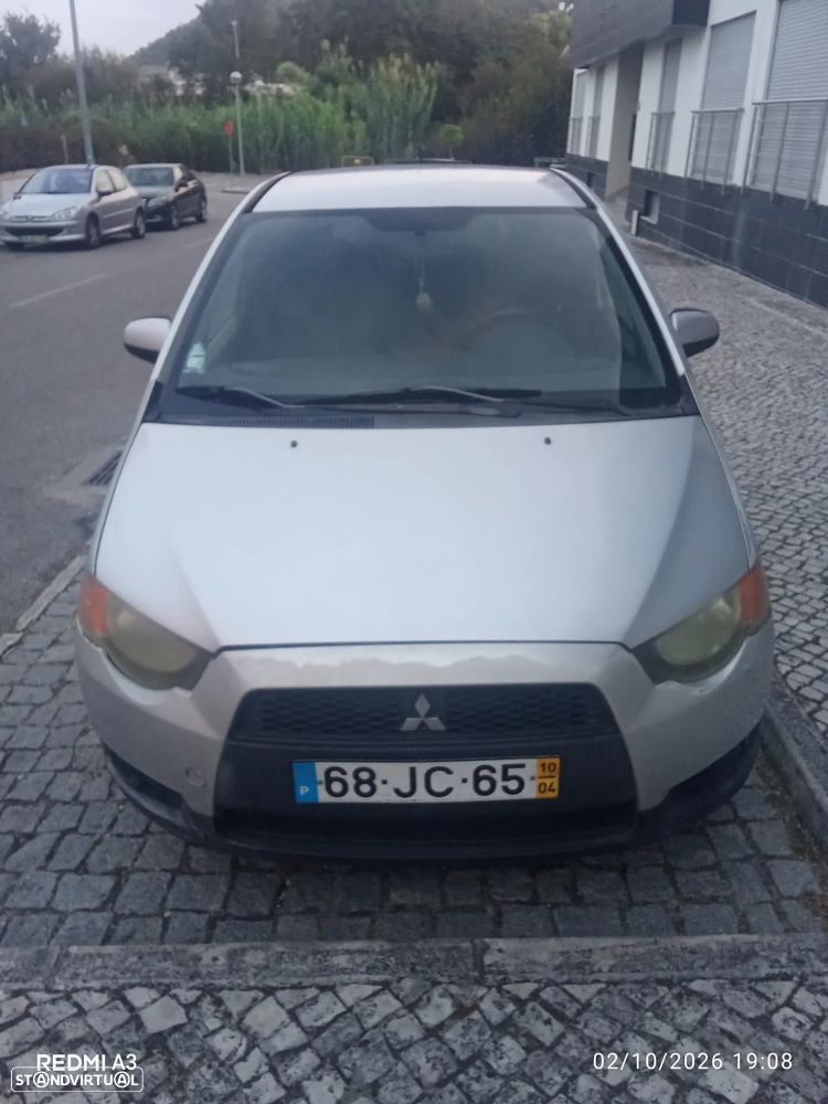 Mitsubishi Colt - 9