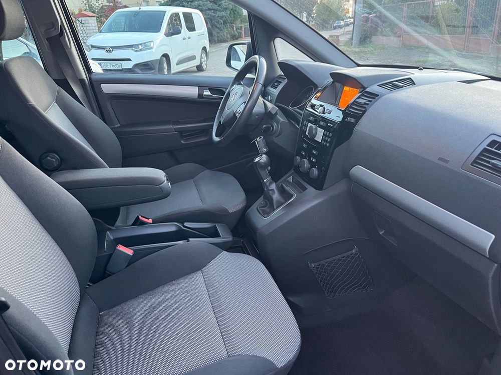 Opel Zafira - 6