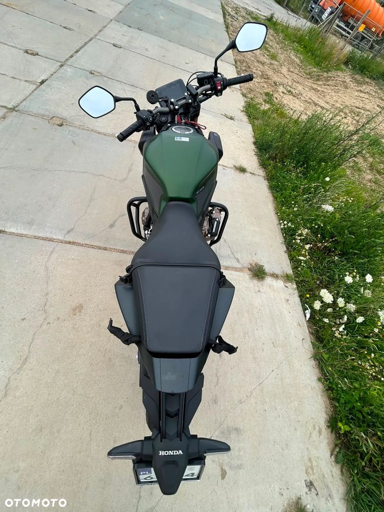 Honda CB - 21