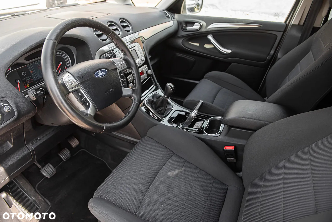 Ford S-Max 2.0 FF Titanium - 15