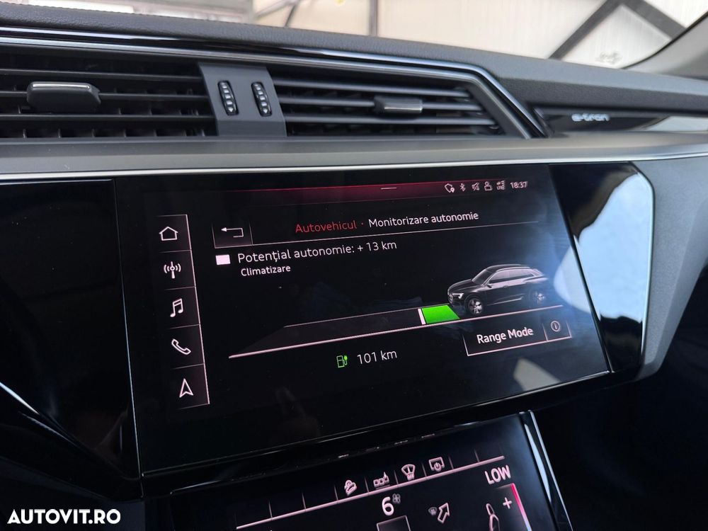 Audi e-tron - 25
