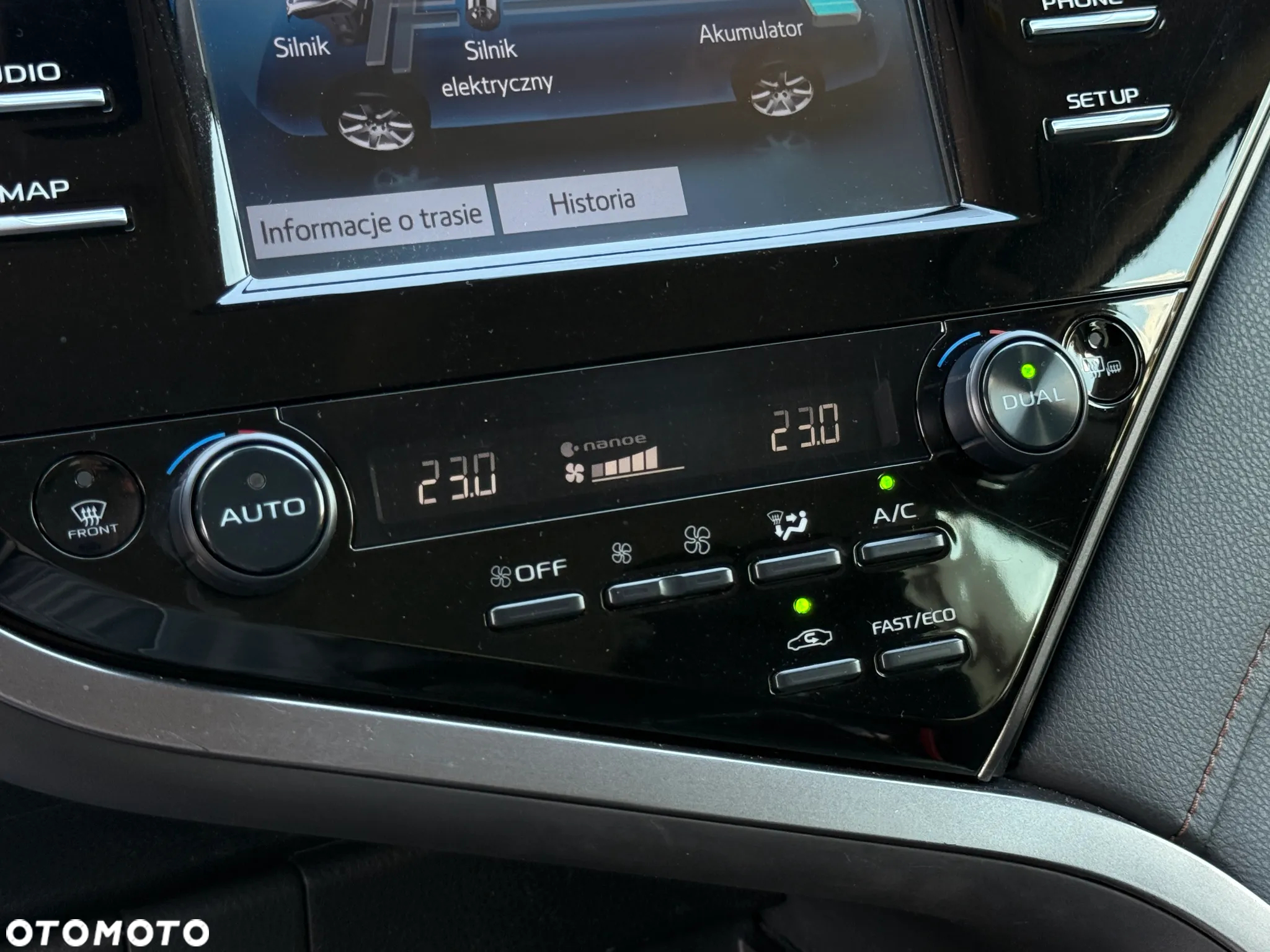Toyota Camry 2.5 Hybrid Comfort CVT - 19