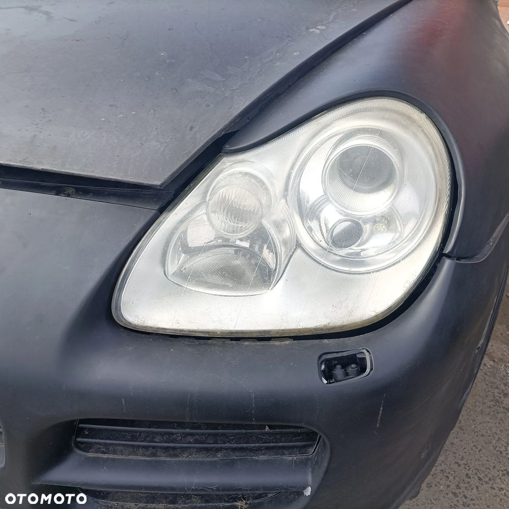 Porsche Cayenne - 25