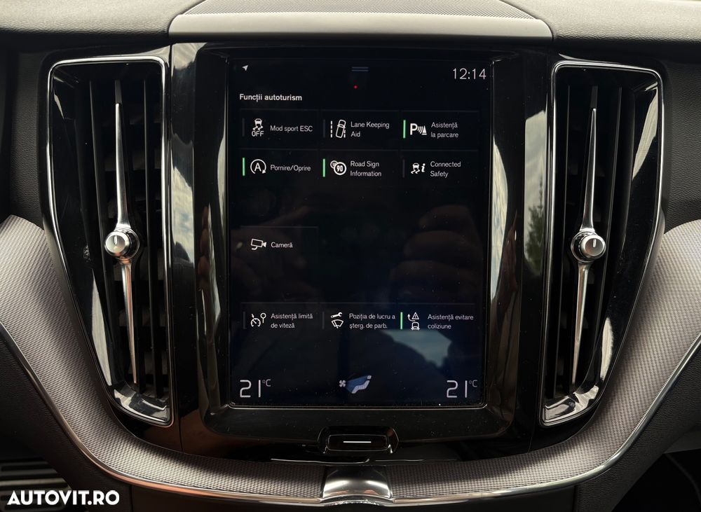 Volvo XC 60 - 24