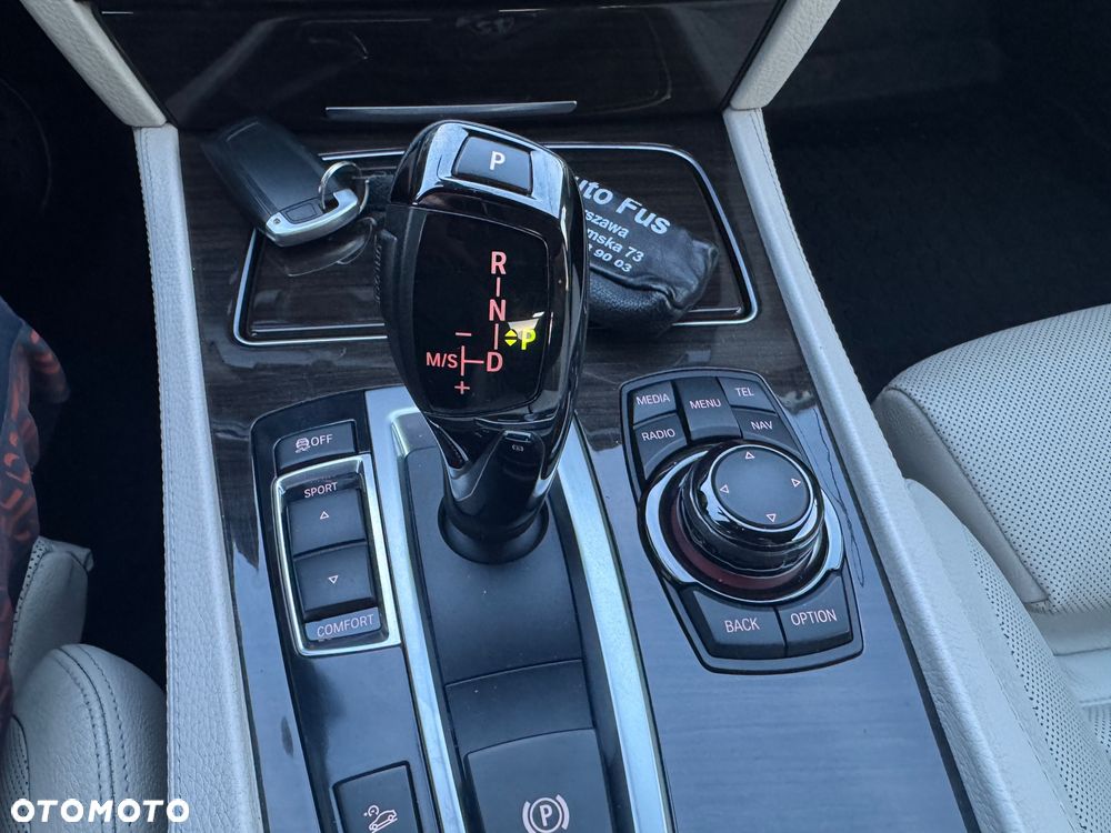 BMW Seria 7 740d xDrive - 19