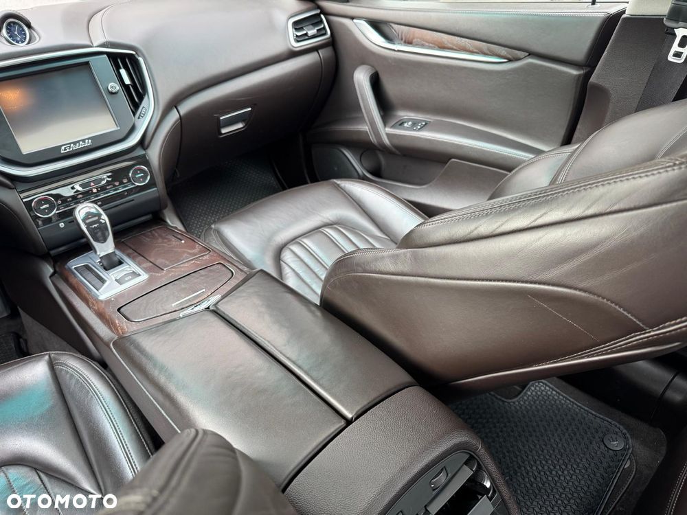 Maserati Ghibli Standard - 4