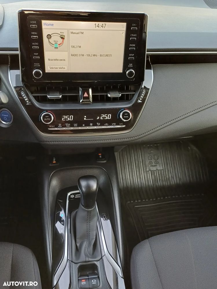 Toyota Corolla 1.8 HSD Business - 14