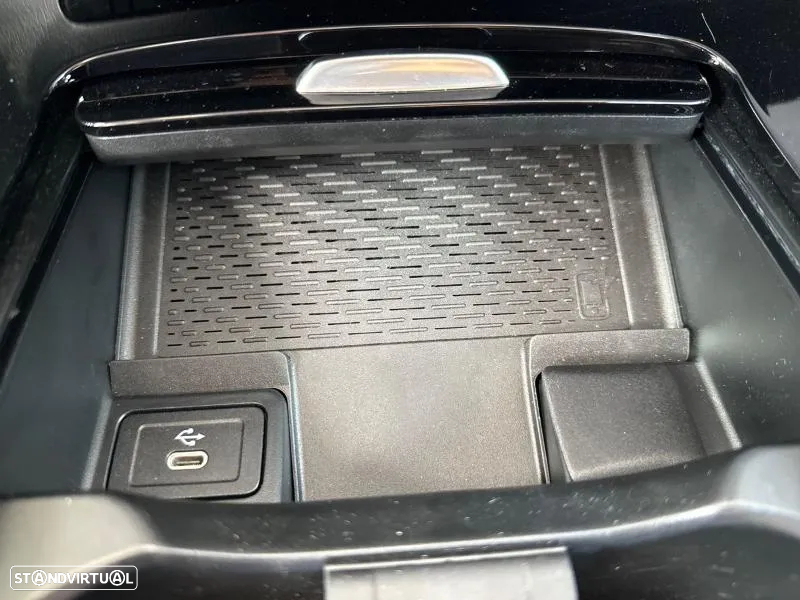 Mercedes-Benz A 250 e - 18