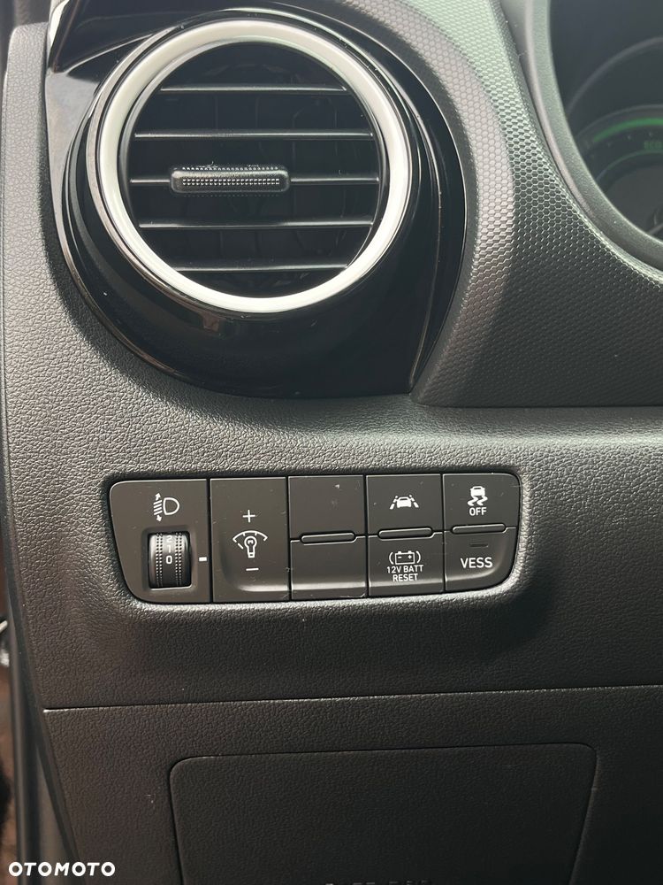 Hyundai Kona 1.6 GDI DCT Trend - 16