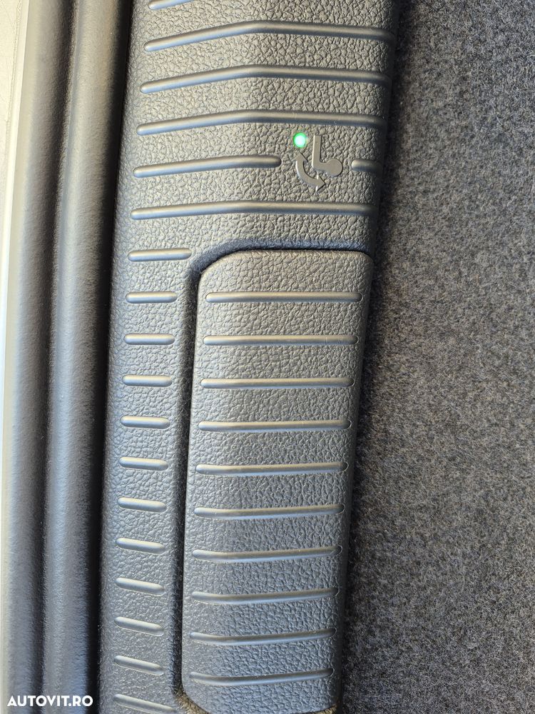 Volkswagen Golf Sportsvan 2.0 TDI (BlueMotion Technology) DSG Highline - 16