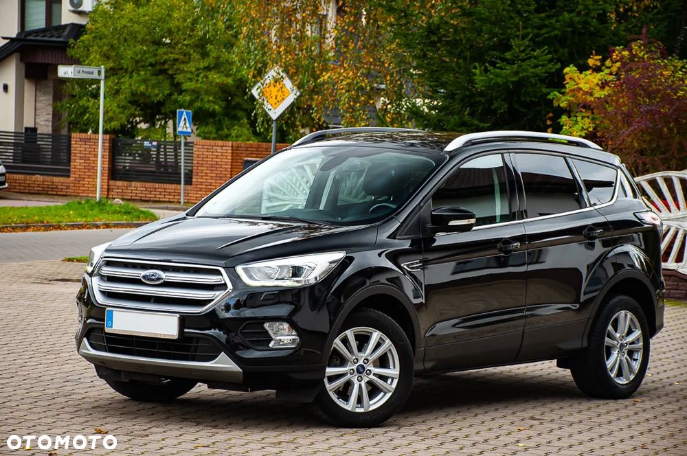 Ford Kuga 1.5 EcoBoost TITANIUM - 24
