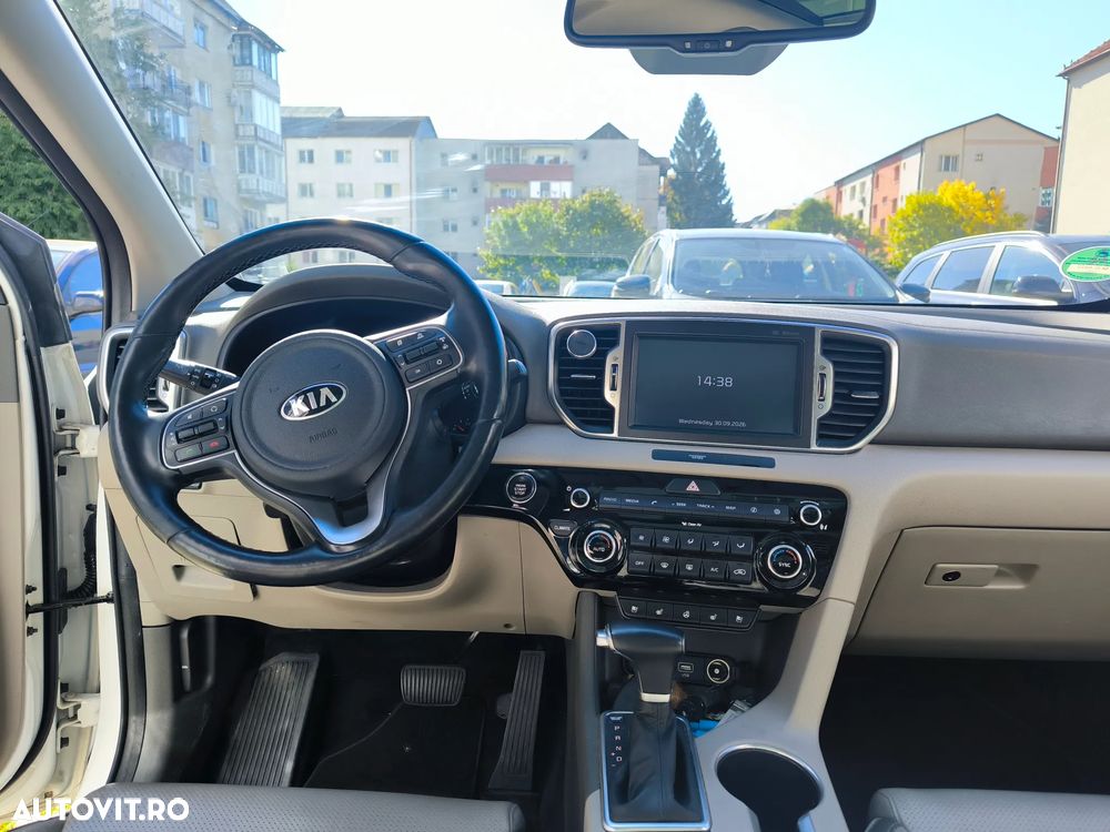 Kia Sportage - 11