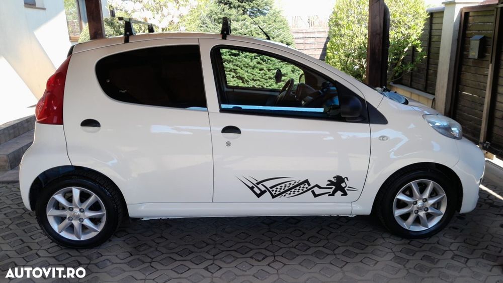 Peugeot 107 1.0 E Active - 1