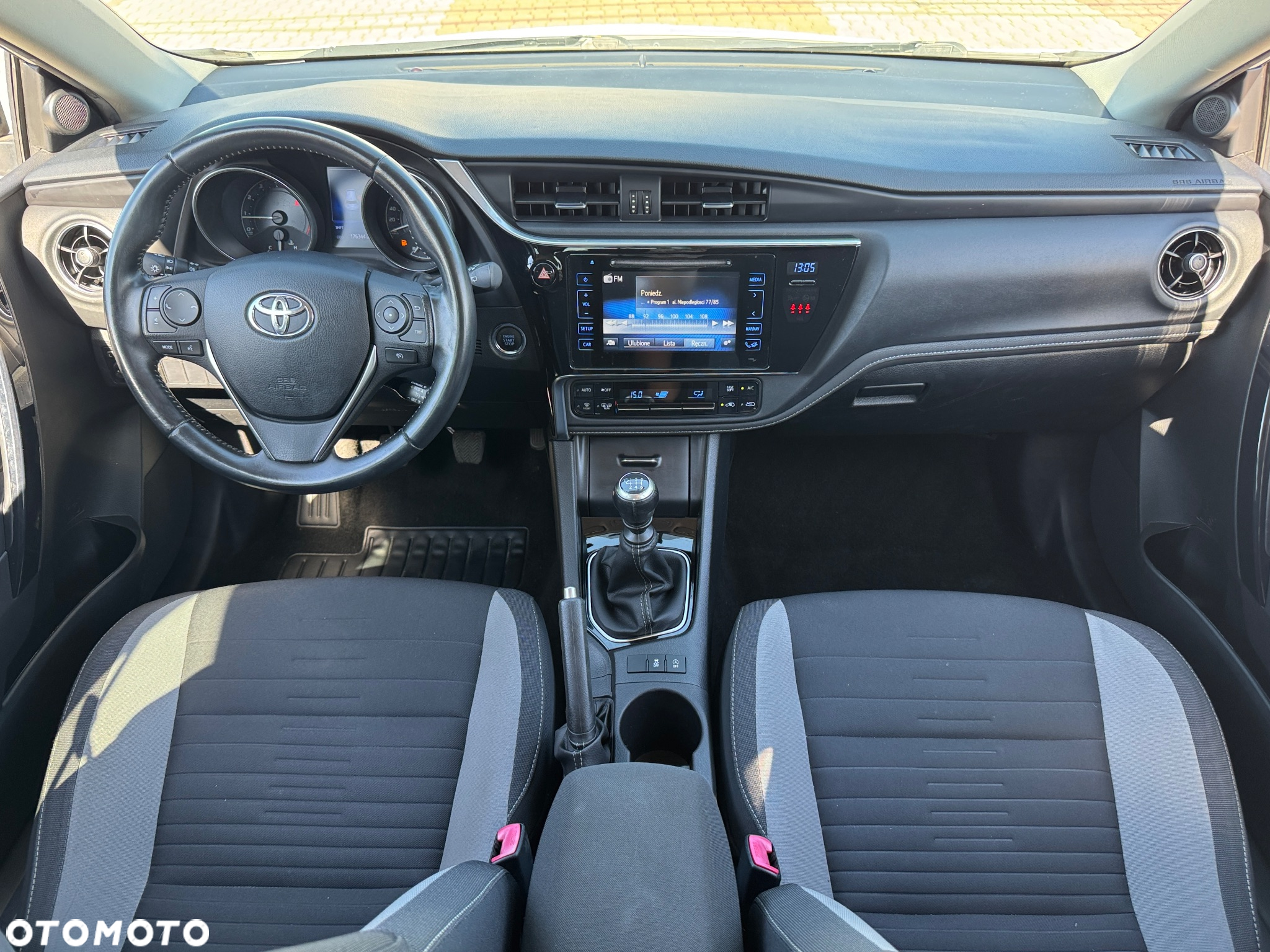 Toyota Auris 1.2 T Dynamic - 6