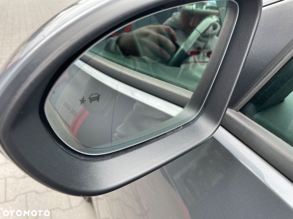 Opel Insignia 2.0 Ultimate Exclusive - 11