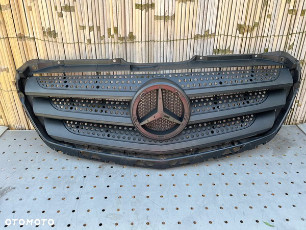 Mercedes Sprinter atrapa