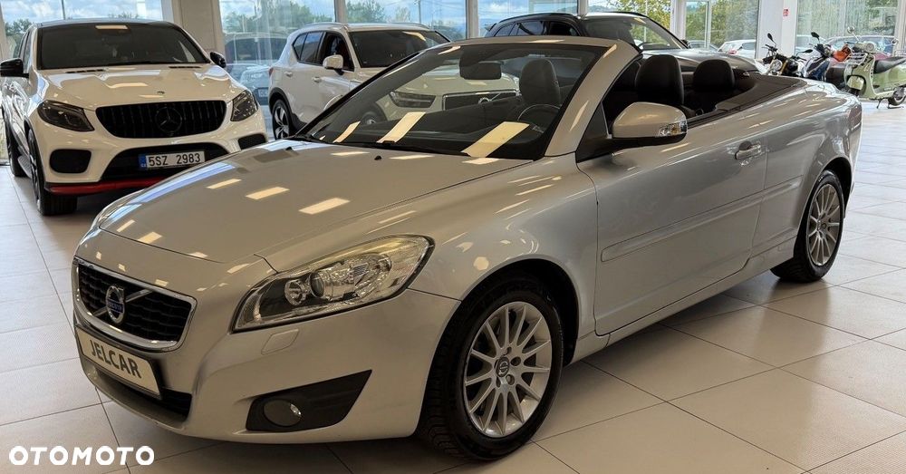 Volvo C70 2.0D Momentum - 4