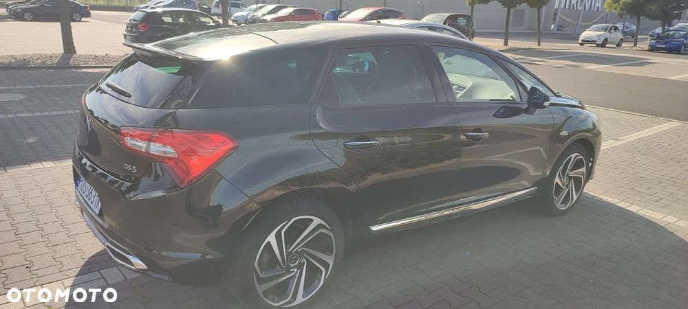 DS Automobiles DS 5 - 5