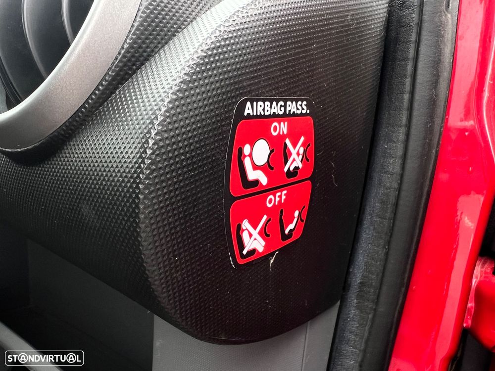 Toyota Aygo 1.0 + - 14