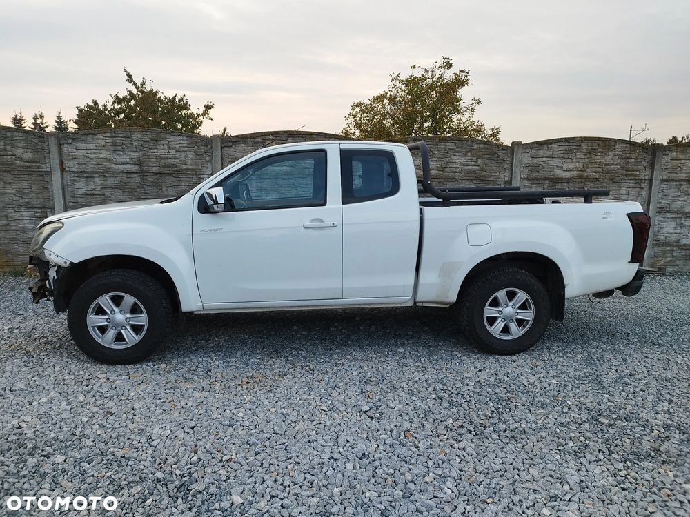 Isuzu D-Max 2017 photo 3