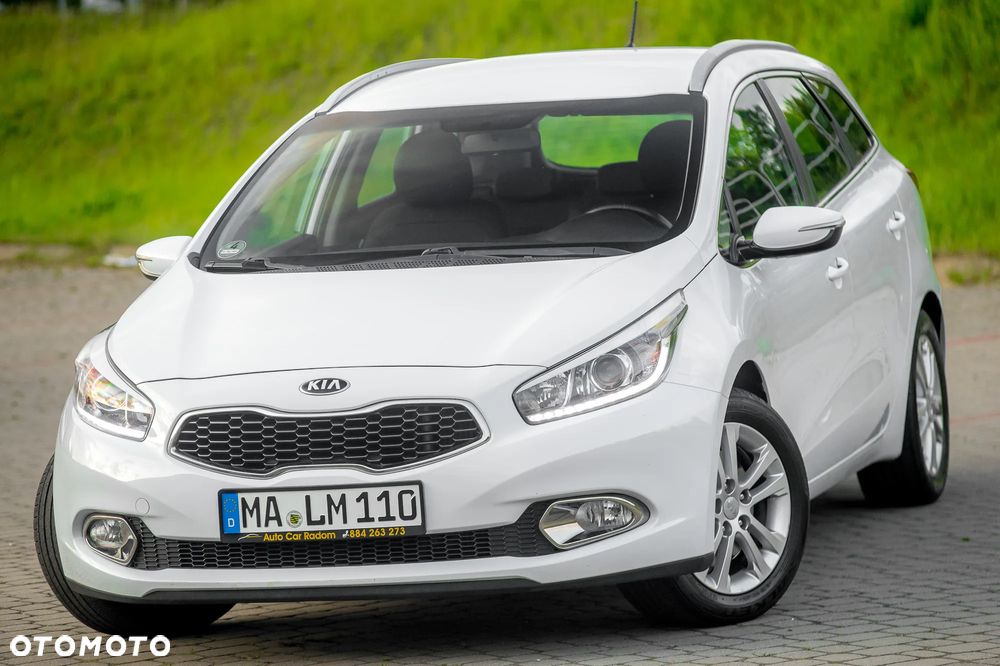 Kia Ceed 1.6 CRDi 128 Dream Team Edition - 2