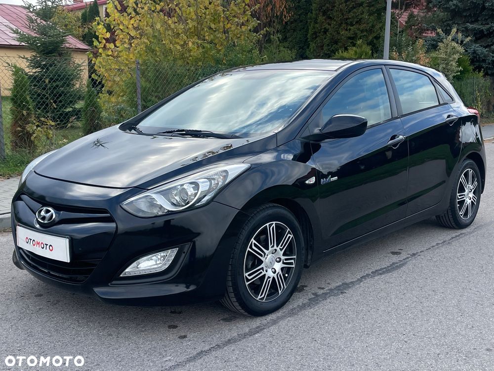 Hyundai i30 blue 1.6 CRDi Style - 23