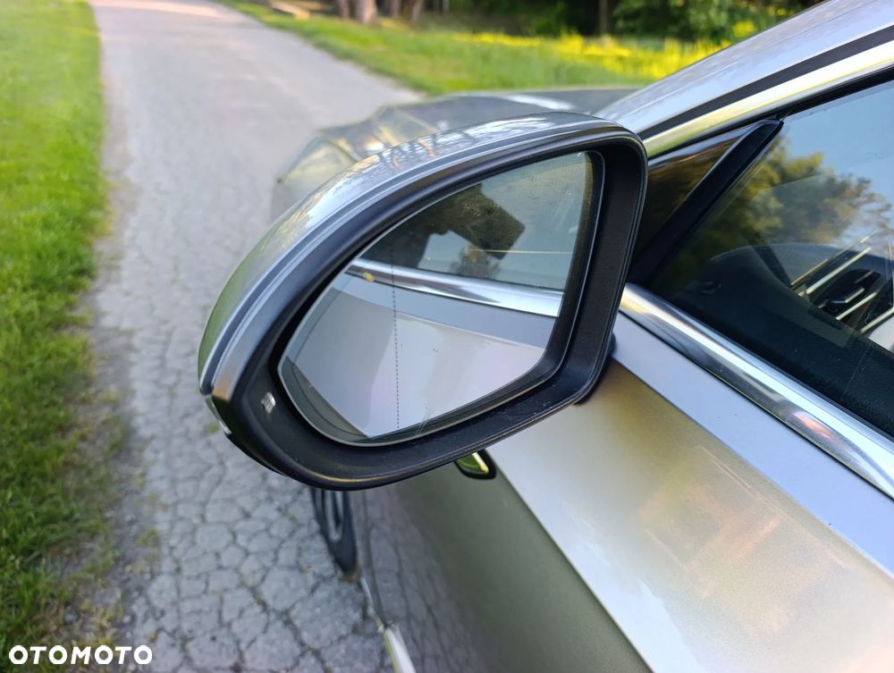 Volkswagen Arteon 2.0 TDI SCR DSG R-Line Edition - 8