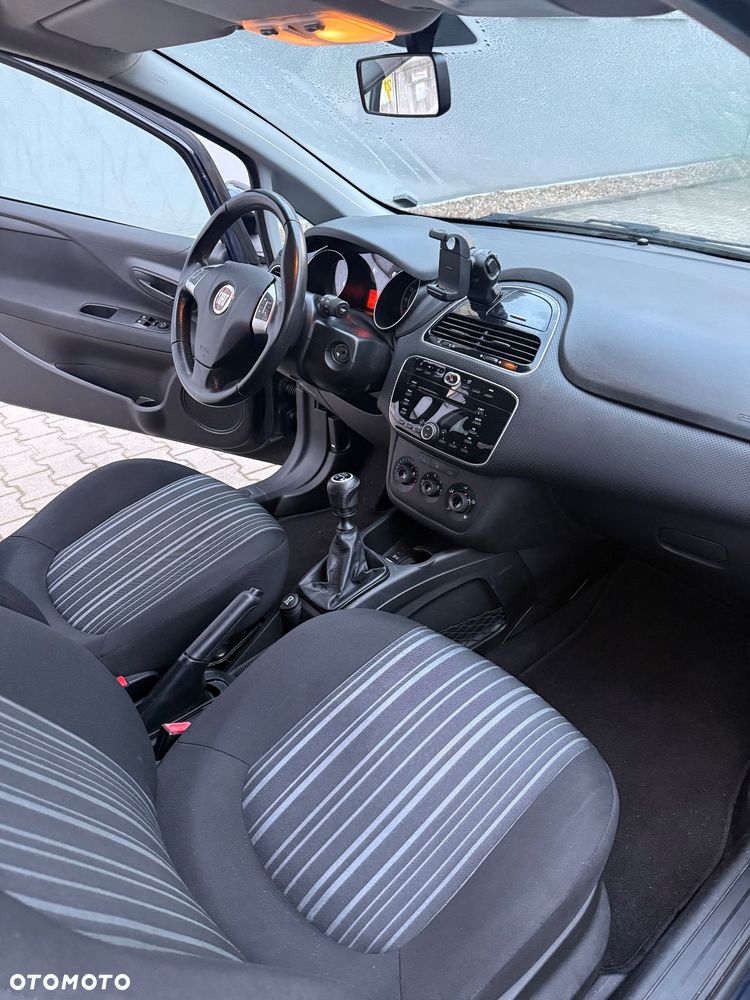 Fiat Punto Evo - 23