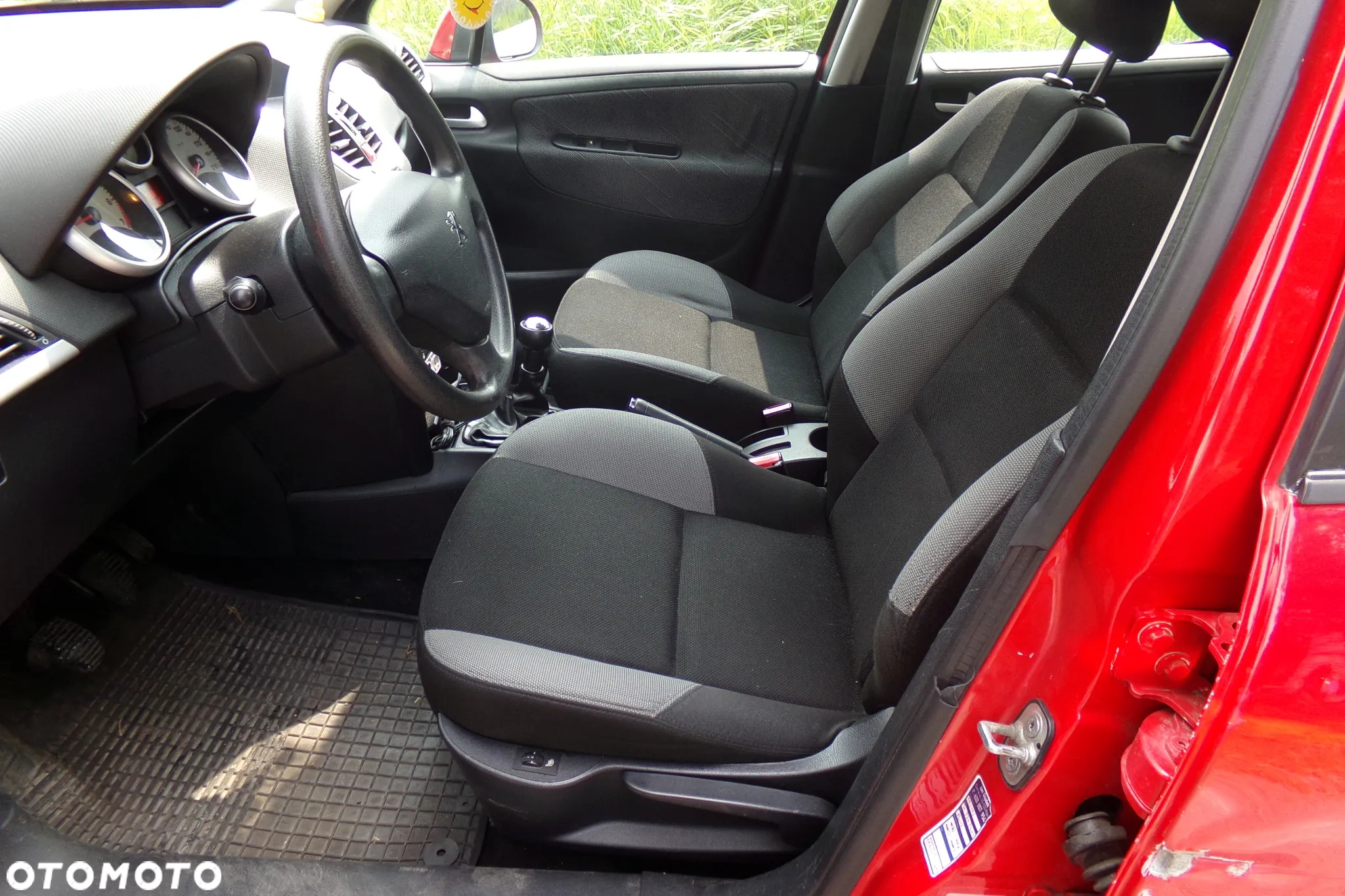 Peugeot 207 1.4 16V Sporty - 13