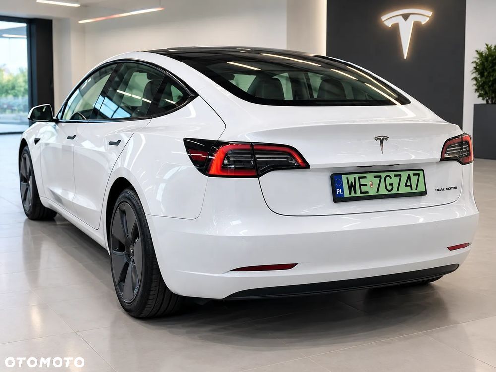 Tesla Model 3 Long Range RWD - 3