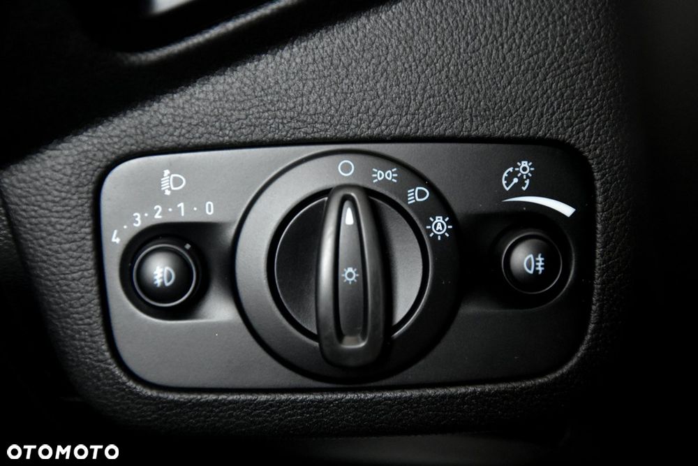 Ford Kuga 1.5 EcoBlue ST-LINE - 34