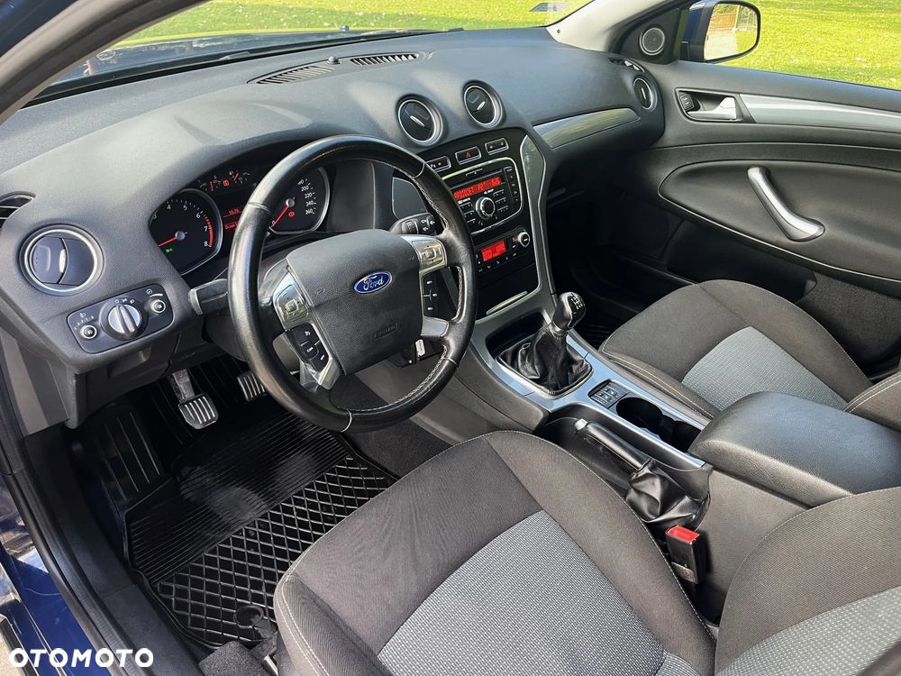 Ford Mondeo 2.0 Gold X Plus - 10