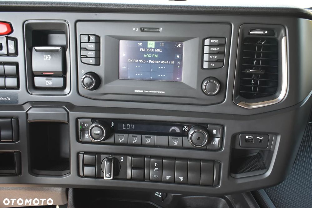 Scania R450 // NAVI // ZABUDOWY MIĘDZYOSIOWE // KLIMA POSTOJOWA // NOWE OPONY !! // - 31