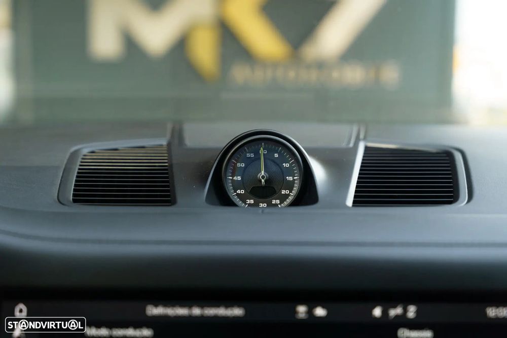 Porsche Cayenne Coupé E-Hybrid Platinum Edition - 26