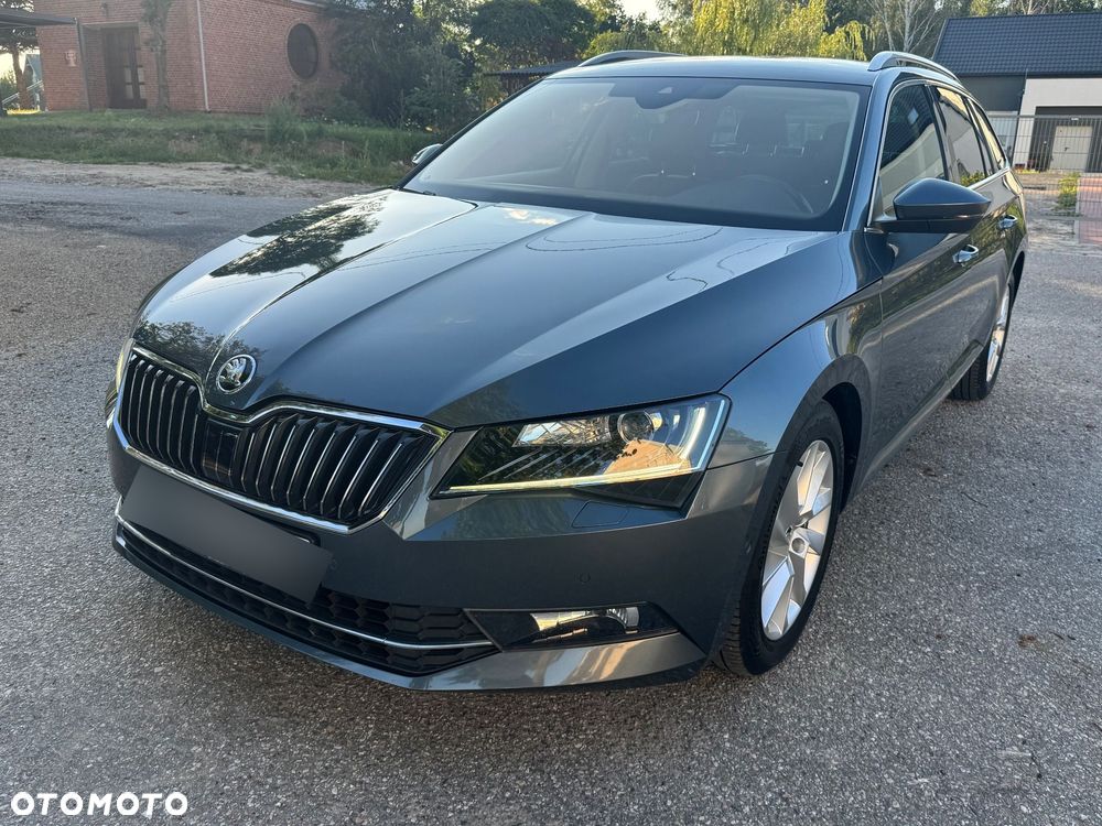 Skoda Superb 1.6 TDI DSG Ambition - 9