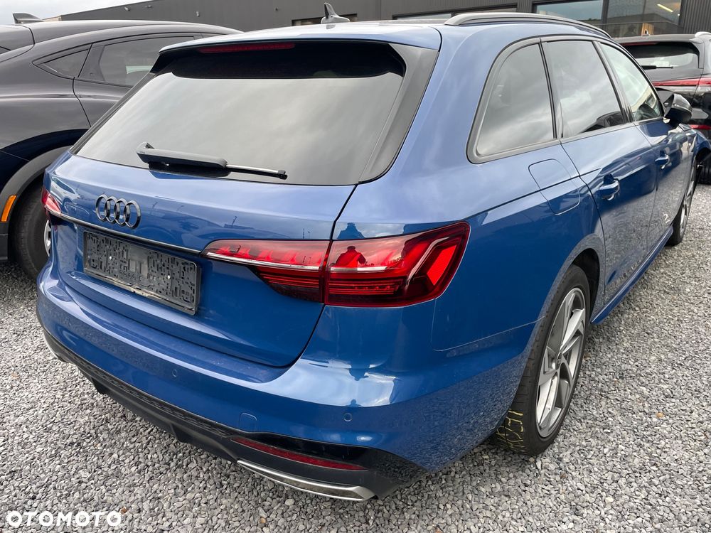 Audi A4 Avant 2.0 TDI S tronic - 4
