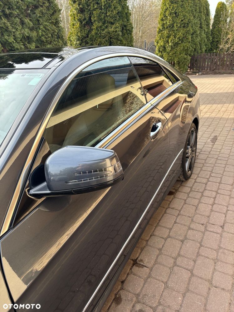 Mercedes-Benz Klasa E 500 7G-TRONIC Elegance - 7