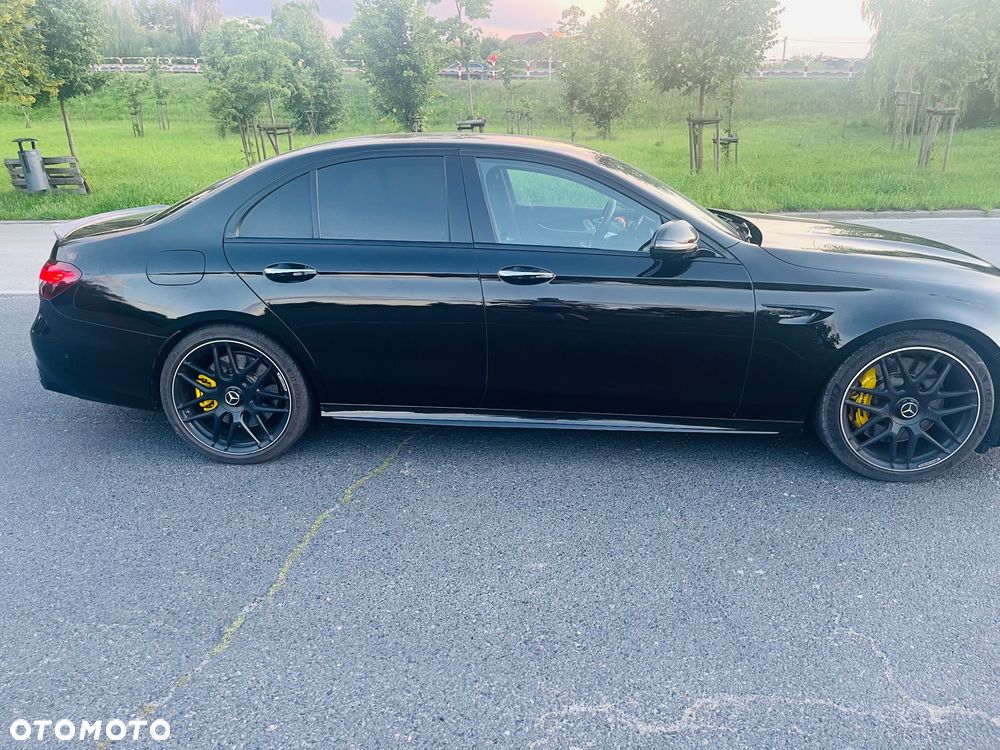 Mercedes-Benz Klasa E AMG 63 S 4-Matic+ - 8