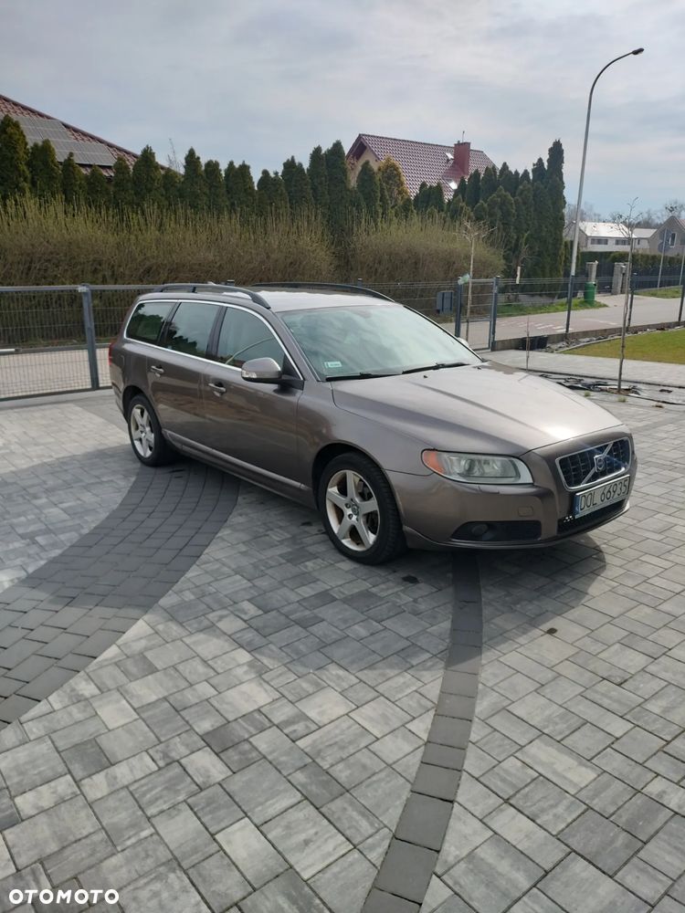 Volvo V70 D5 AWD Summum - 7