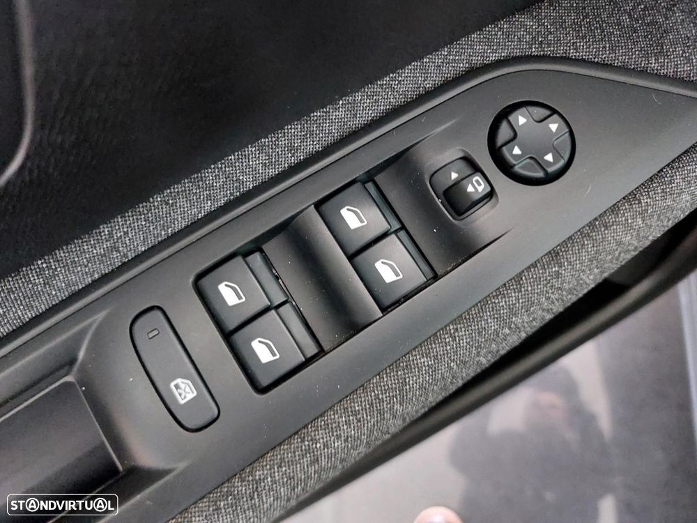 Peugeot 3008 1.5 BlueHDi Active - 17