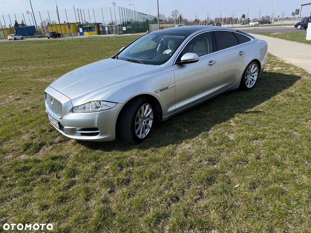 Jaguar XJ 3.0 V6 Kompressor AWD Premium Luxury - 12