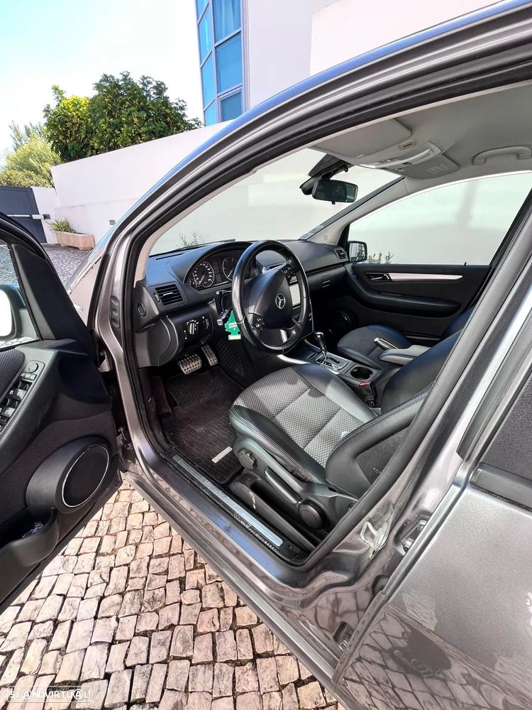 Mercedes-Benz B 180 CDi Autotronic - 7